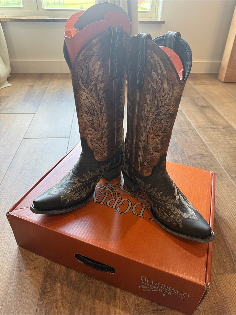Old Gringo Wilkie 13” Black/Gold Leather Western Boots